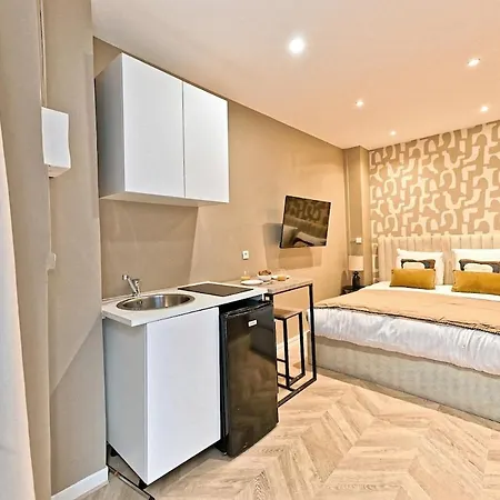 Situé Dans Le 11ème Arrondissement Appartamento Parigi
