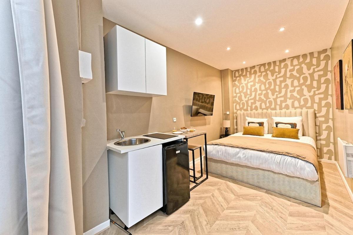 Situé Dans Le 11ème Arrondissement Appartamento Parigi